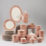 518135 Dinner set